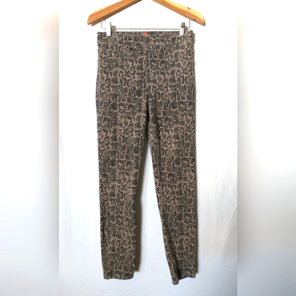 SPANX Leopard Print High Waisted Leggings Jeans High Rise Size Medium - Picture 2 of 6